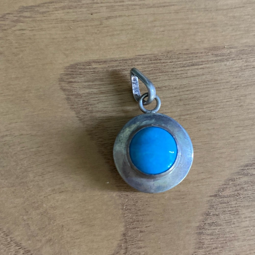 Turquoise and sterling silver pendant